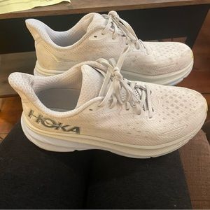 Hoka Women’s Clifton 9 Nimbus Cloud Ice Water Used Running Shoe